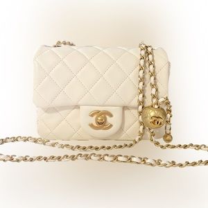 Chanel Pearl Crush square mini flap bag